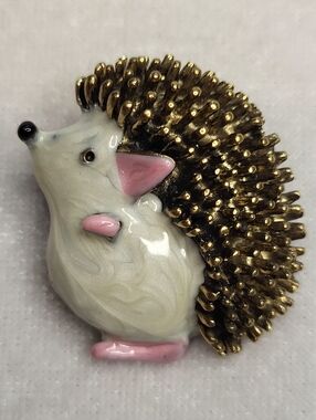 New Enamel 3D Quills Hedgehog Brooch